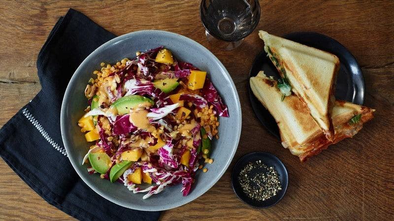 Salade de radicchio, vinaigrette cannelle-gorgonzola